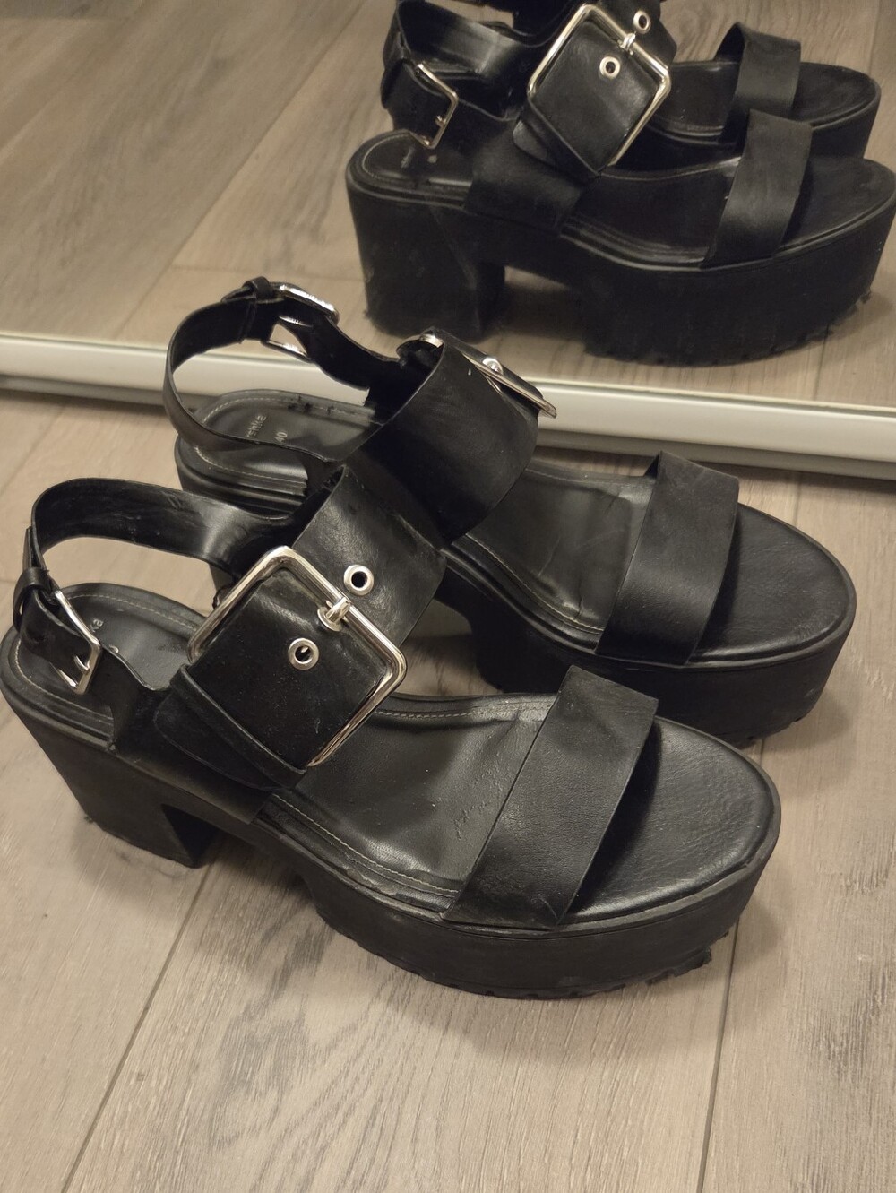 Black Platform Buckle Sandals for Women